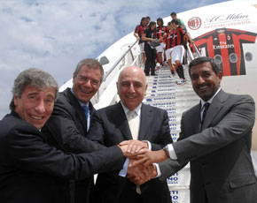 Emirates decolla con il Milan