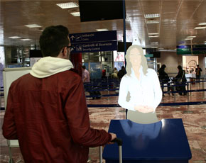 All’aeroporto di Bologna arriva la hostess virtuale