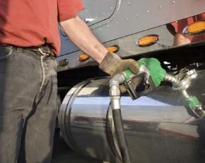 Carburanti: autotrazione, nel 2012 consumi in calo del 10.5%