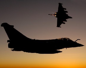 Francia e India: accordi su Rafale e cooperazione spaziale