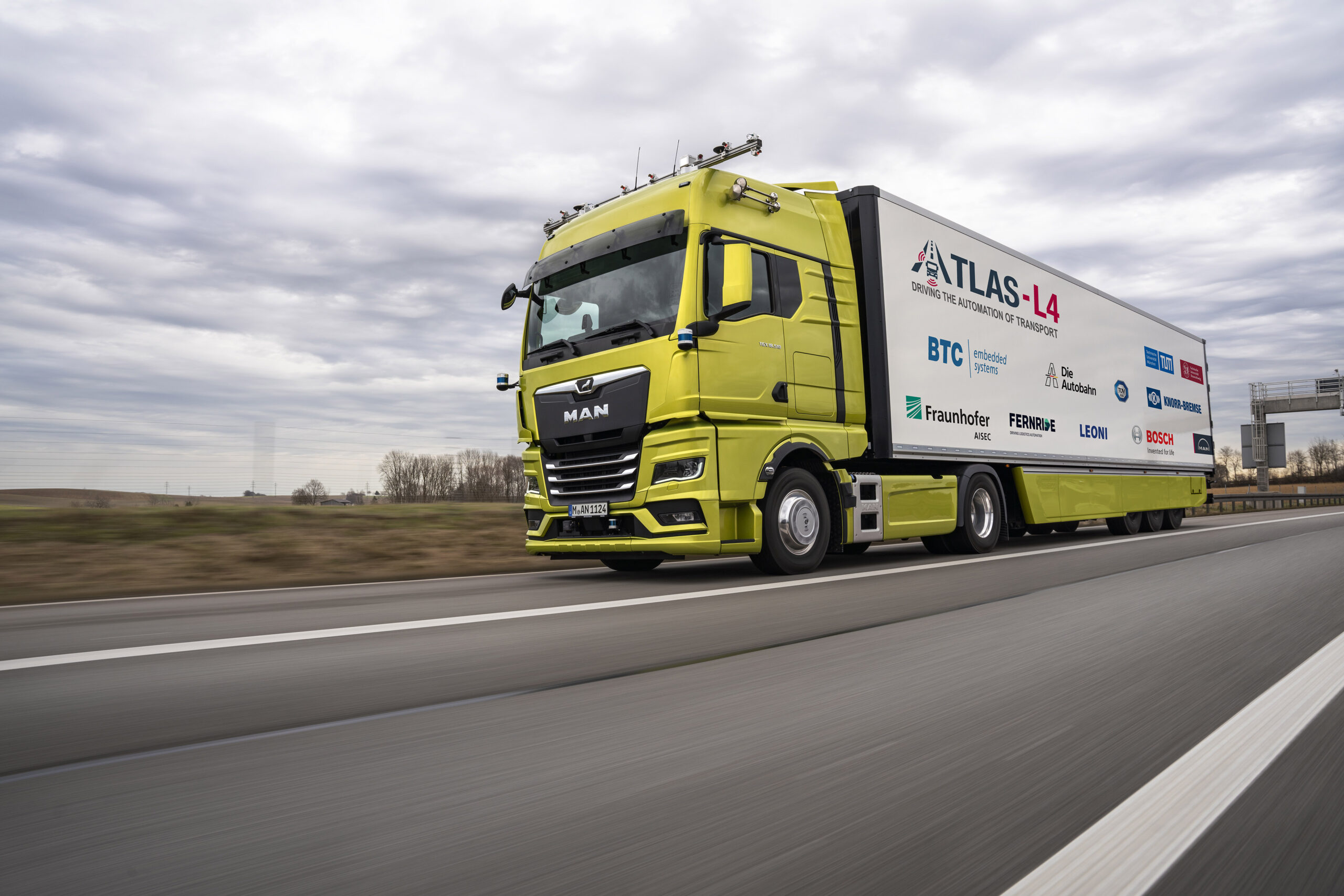 Camion a guida autonoma in autostrada: MAN Truck & Bus partner del progetto ATLAS-L4