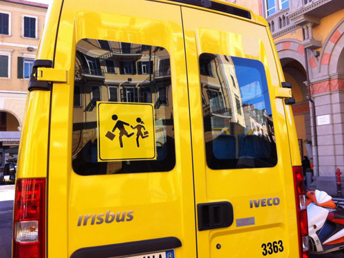 Sardegna: la Giunta regionale aumenta contributi per il trasporto scolastico