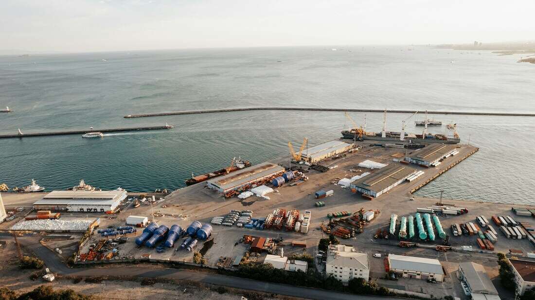 Porti, stanziati 28 milioni per il cold ironing a Bari e Brindisi
