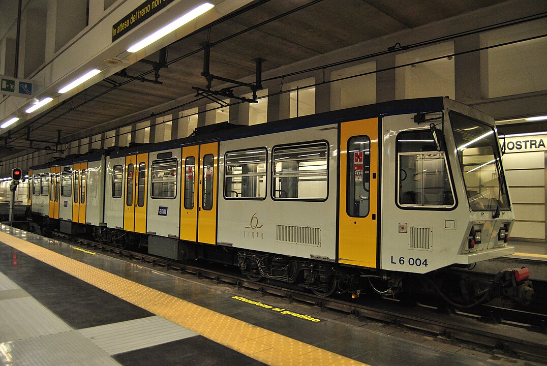 Metropolitana Napoli, problemi alle linee 1 e 6