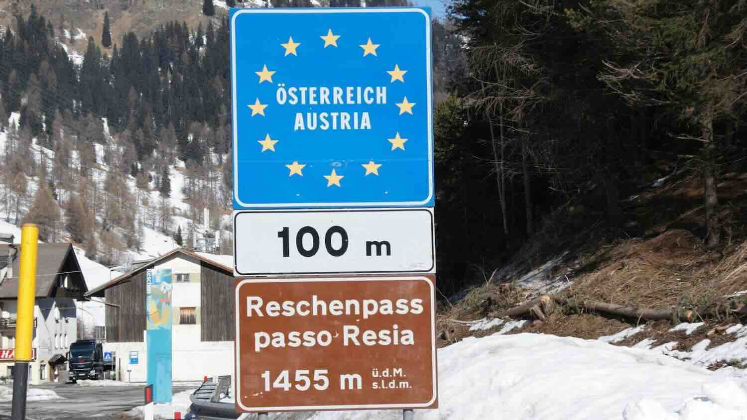 Divieti mezzi pesanti in Austria: Passo Resia, obbligo autorizzazione al transito sulla strada B 185