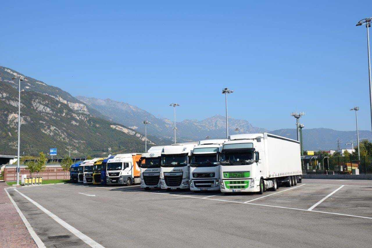 L’Autostrada del Brennero ottiene la certificazione europea per la sicurezza dei parcheggi mezzi pesanti