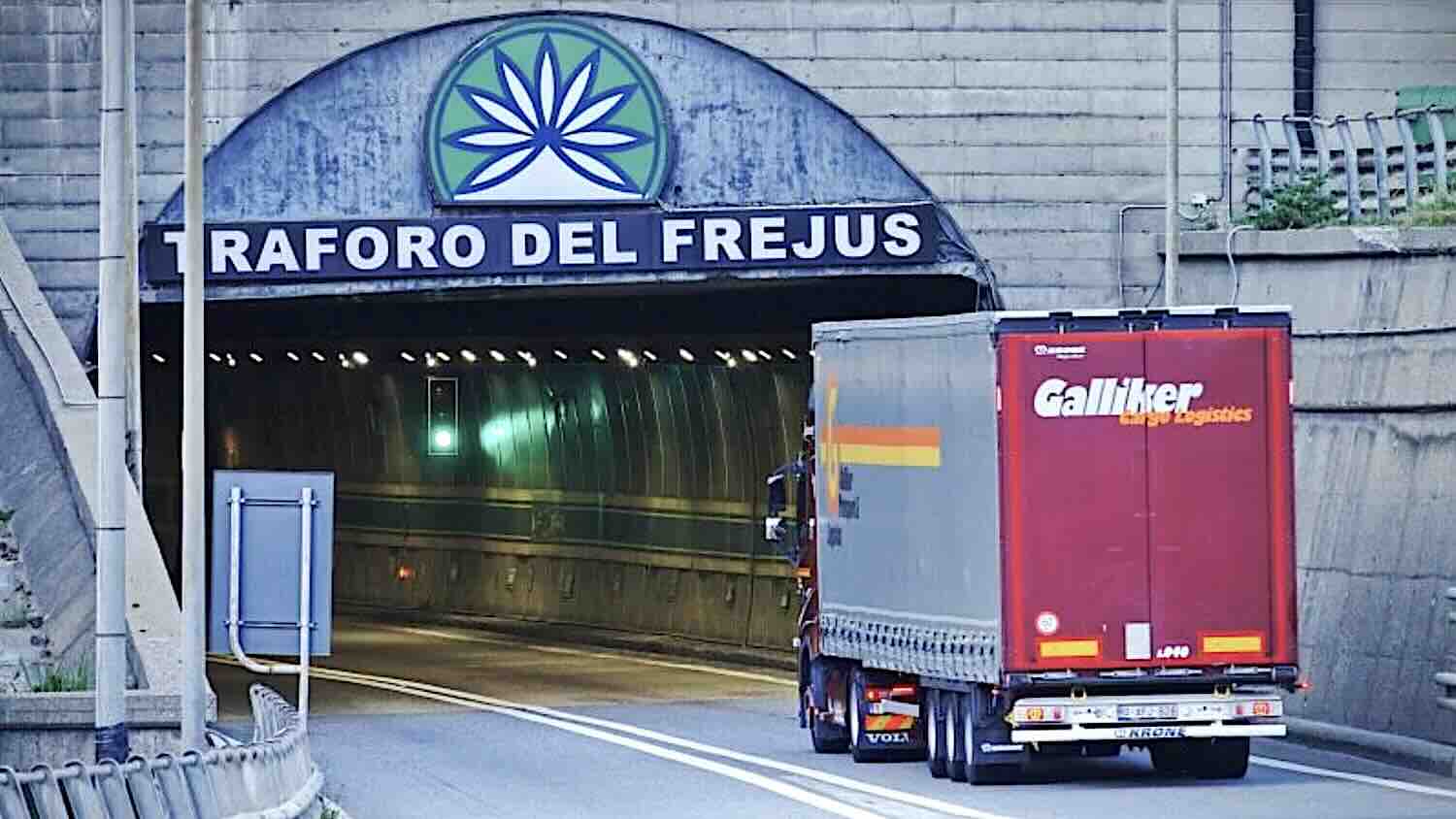 Calendario divieti mezzi pesanti novembre 2024 al Traforo del Frejus