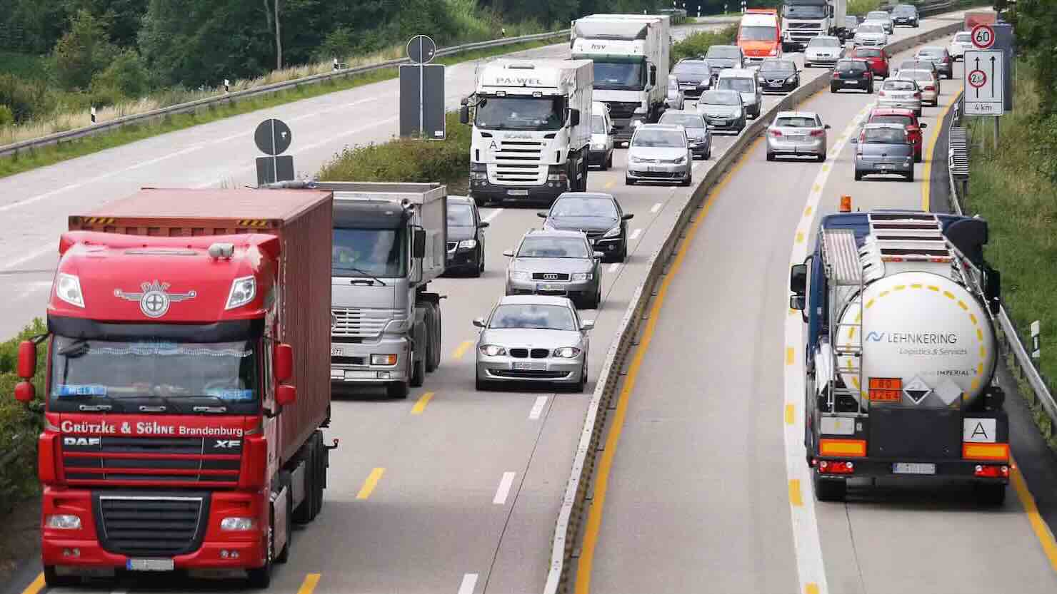 Trasporto merci, licenza comunitaria e copie conformi, chiarimenti del MIT