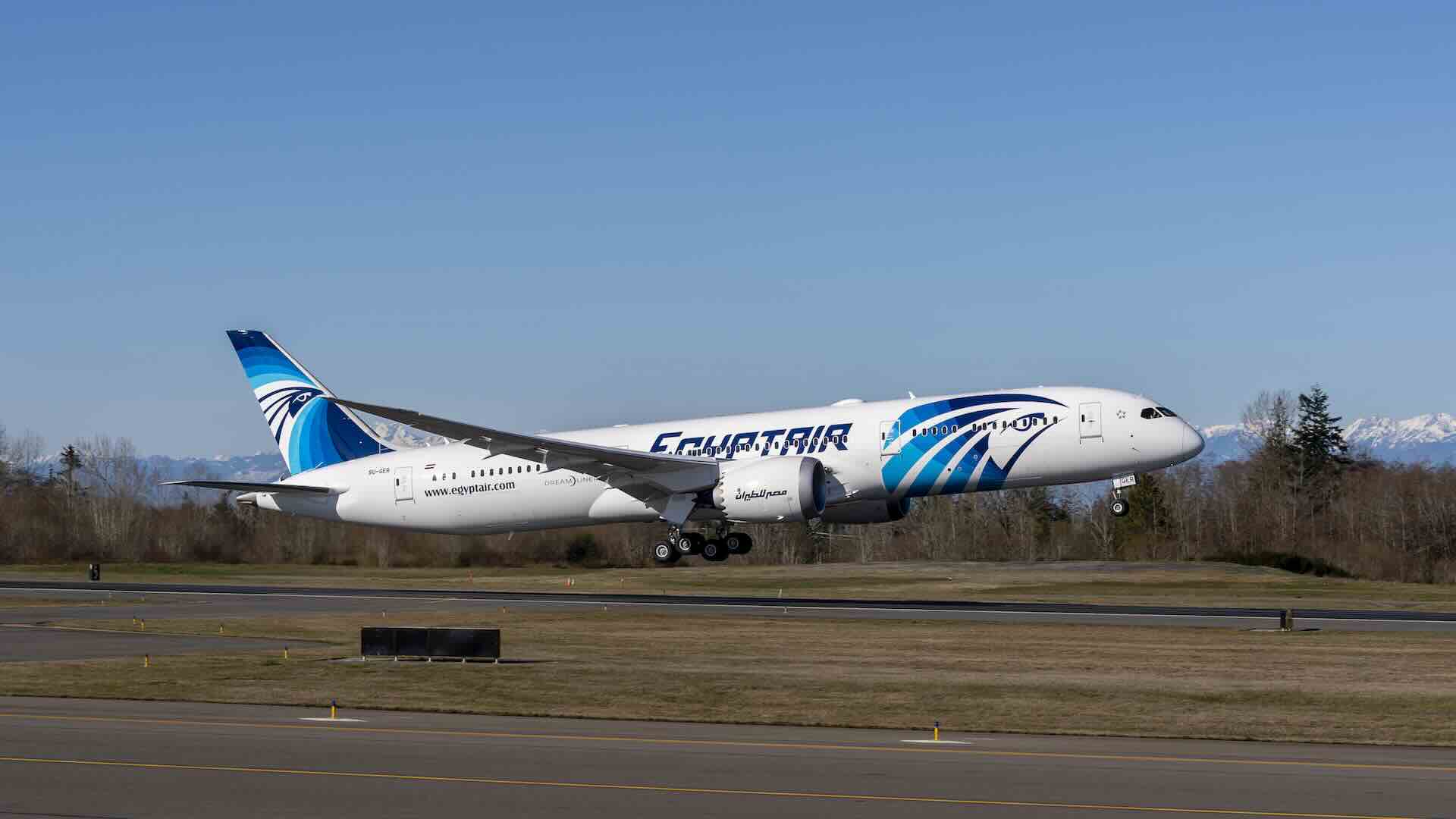 Voli: offerta speciale weekend per Il Cairo da 170 Euro, bagaglio e visto inclusi con EgyptAir