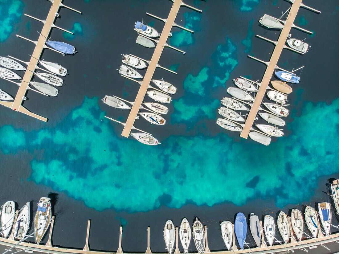 I Porti di Bari e Brindisi verso il Cold Ironing: aggiudicata gara per 28 milioni