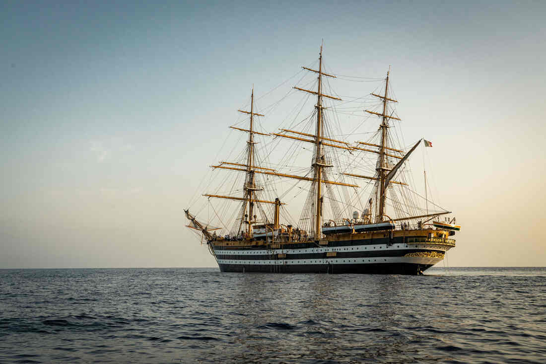 Il Tour Mediterraneo della Nave Amerigo Vespucci comincia da Trieste: ecco le date e come prenotarsi per una visita gratuita