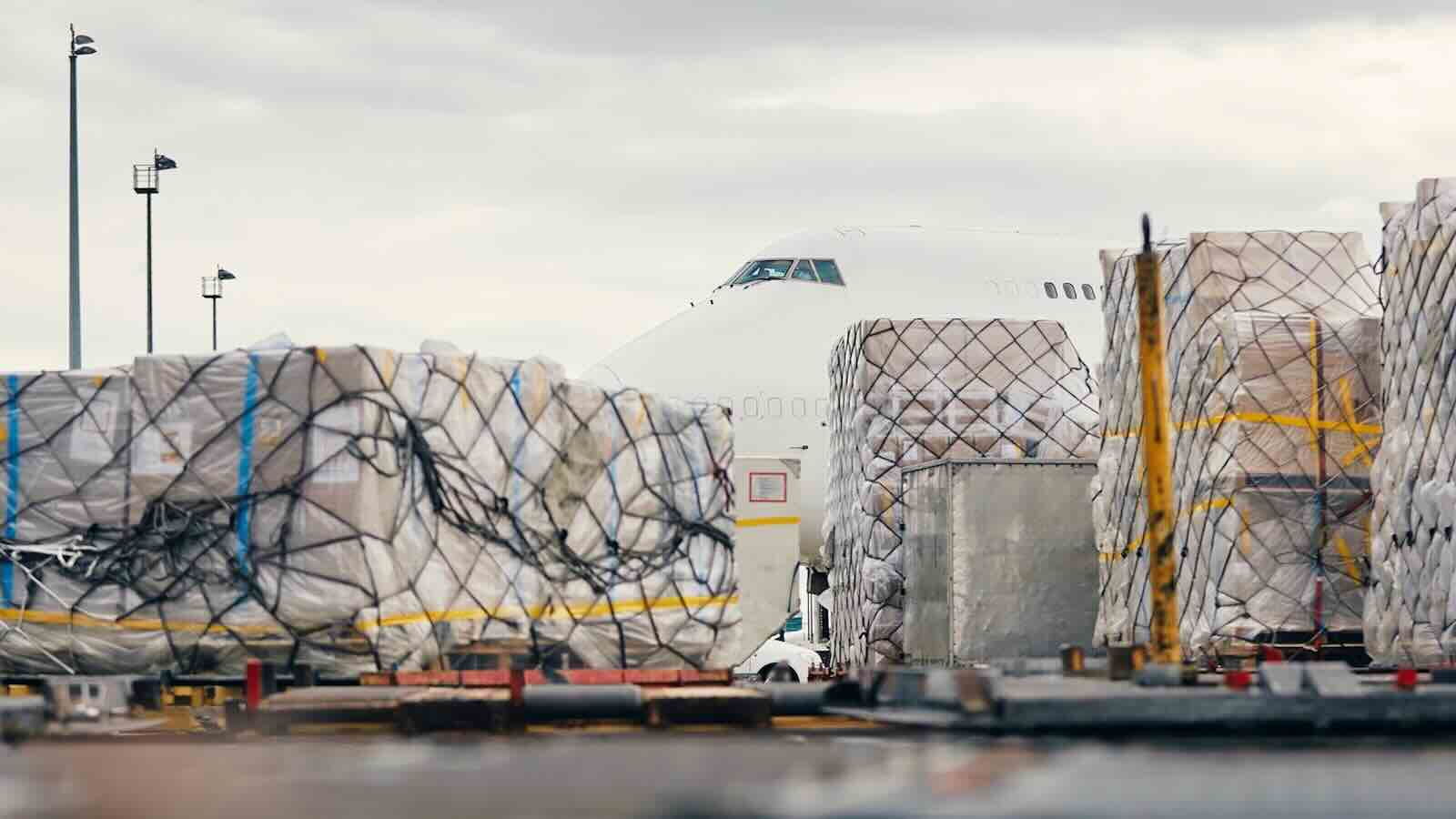 Trasporto aereo merci in crescita ma il settore è incerto sui dazi